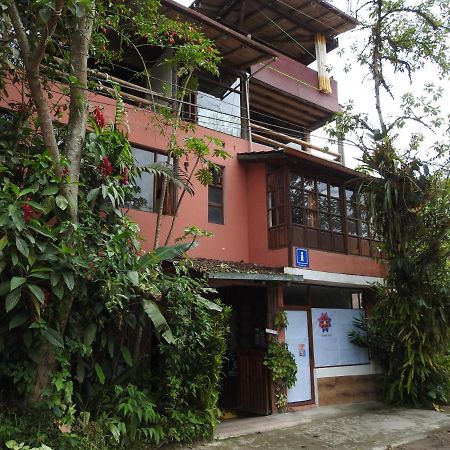 Biohostal Mindo Cloud Forest Exterior foto